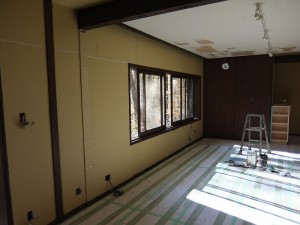 塗装の経過　- 軽井沢・時の家